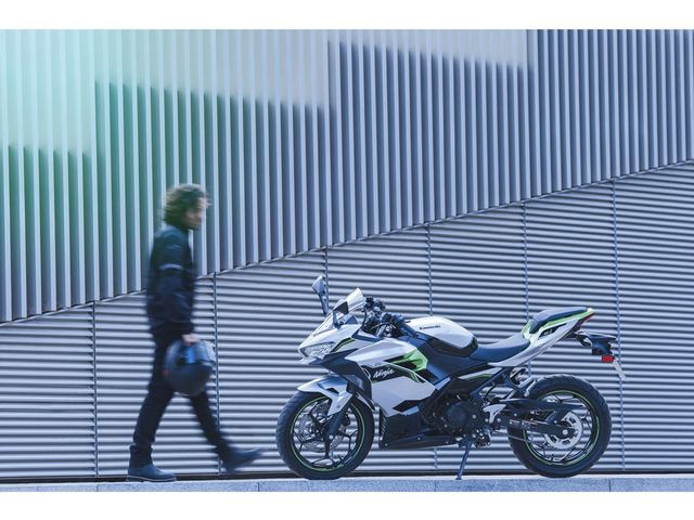 kawasaki - ninja-e-1