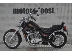 SUZUKI VS 700 INTRUDER