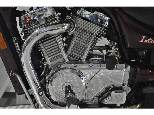 suzuki - vs-700-intruder