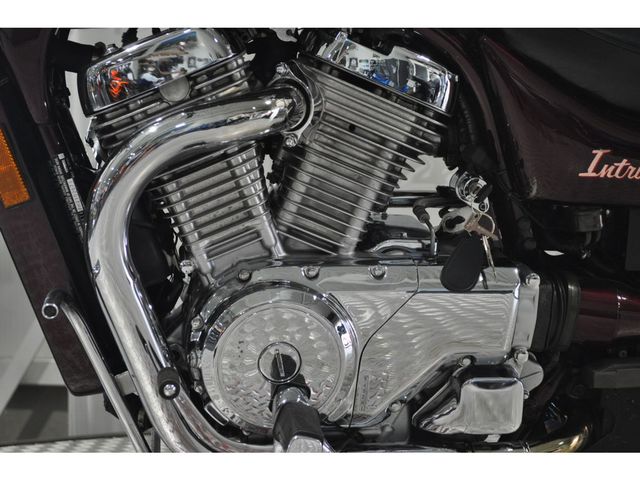 suzuki - vs-700-intruder