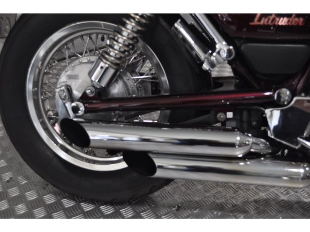 suzuki - vs-700-intruder