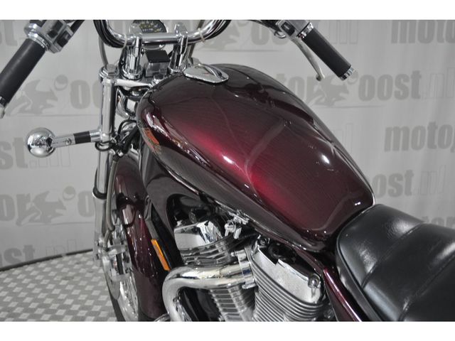 suzuki - vs-700-intruder