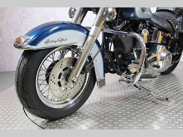 harley-davidson - heritage-classic