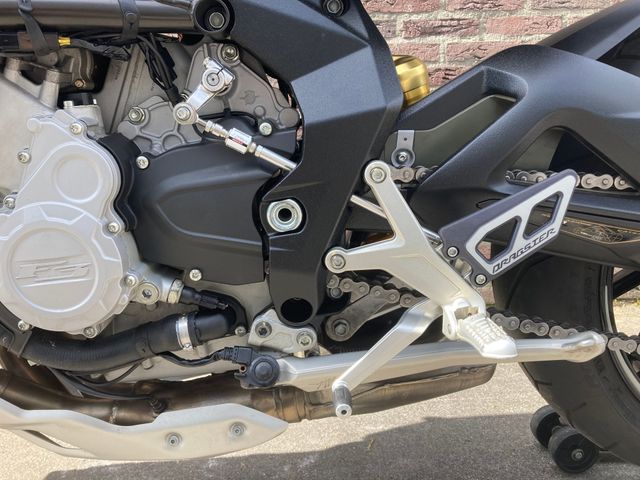 mv-agusta - dragster-800