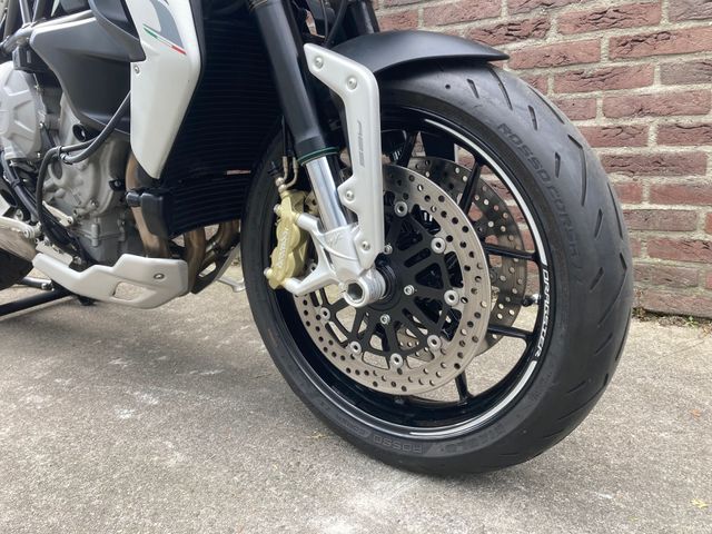 mv-agusta - dragster-800