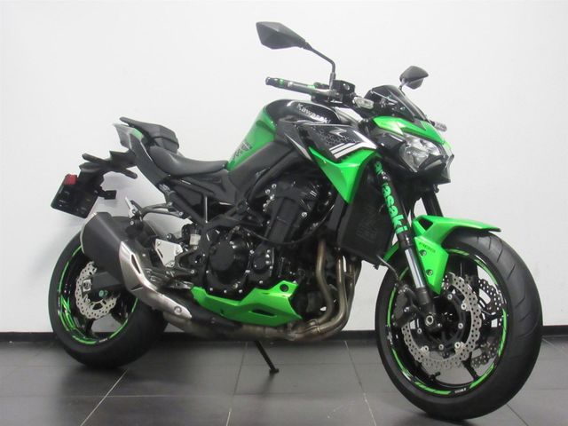 kawasaki - z900