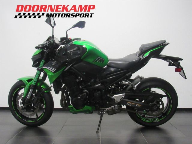kawasaki - z900