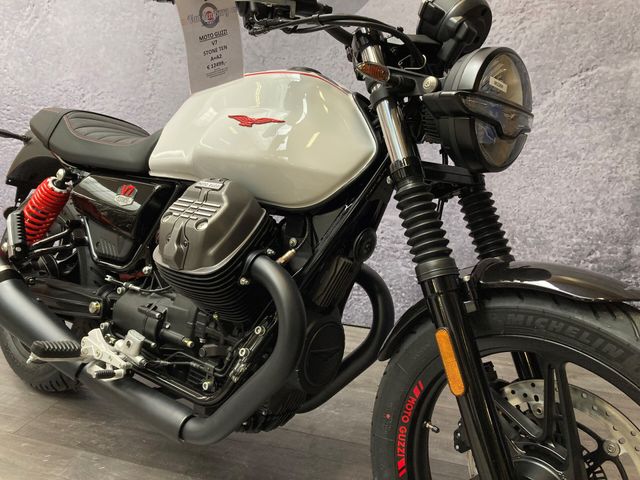 moto-guzzi - v-7-stone-ten