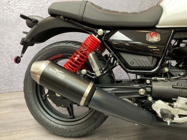 moto-guzzi - v-7-stone-ten