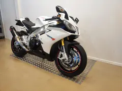 Aprilia RSV 4 R Aprc ABS 2014 occasion – foto 2 van 9