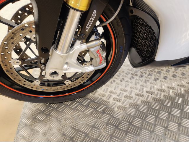 aprilia - rsv-4-r-aprc-abs