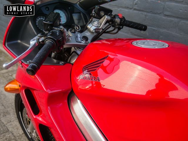 honda - vfr-800-fi