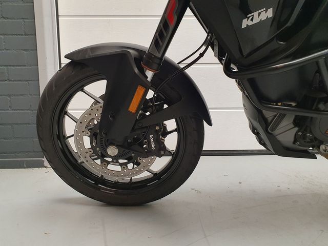 ktm - 1290-super-adventure-s