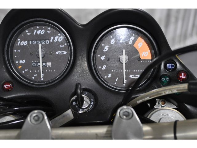 ktm - 620-duke