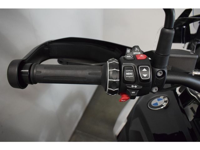 bmw - r-1300-gs