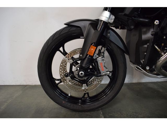 bmw - r-1300-gs