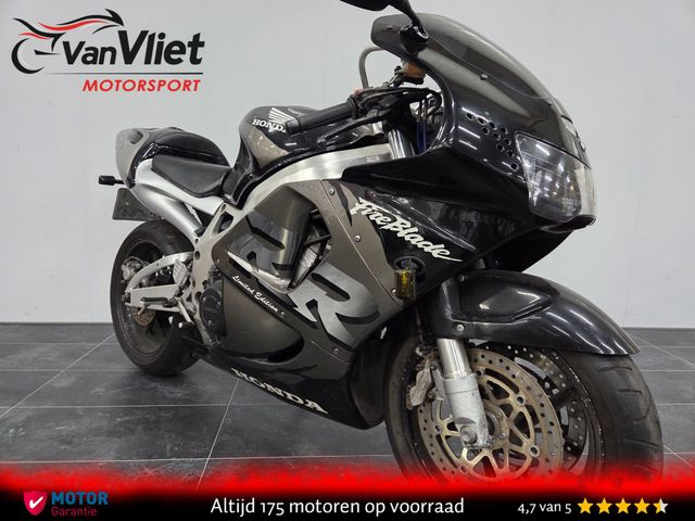 honda - cbr-900-rr-fireblade