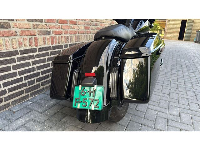 harley-davidson - street-glide-special-flhxs