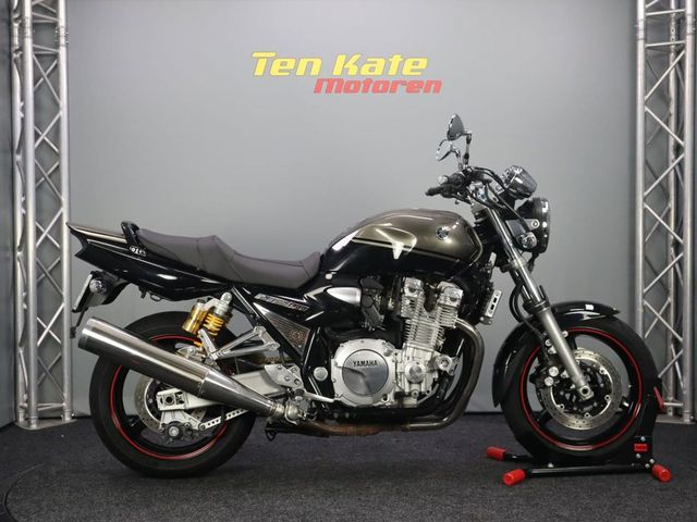 yamaha - xjr-1300