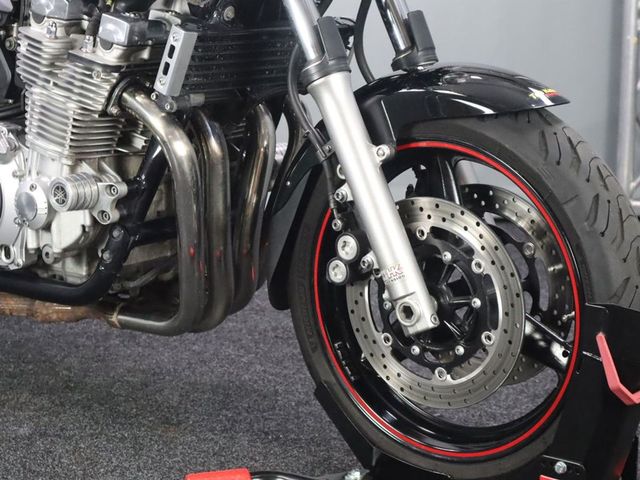 yamaha - xjr-1300