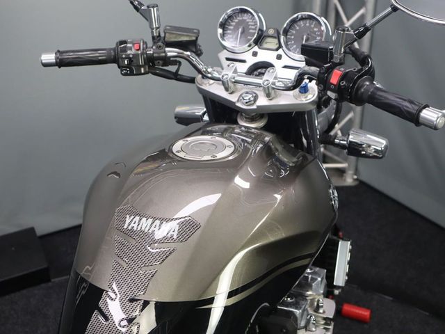 yamaha - xjr-1300