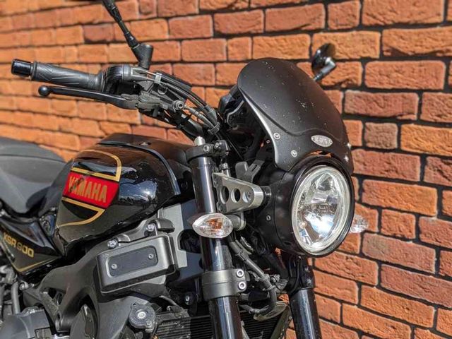 yamaha - xsr-900