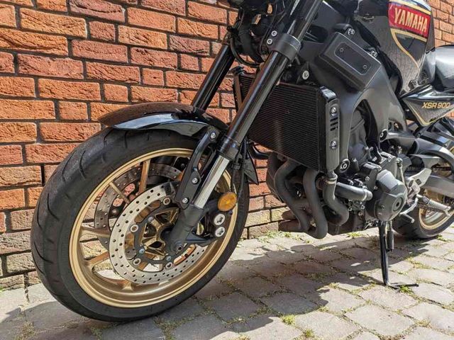 yamaha - xsr-900