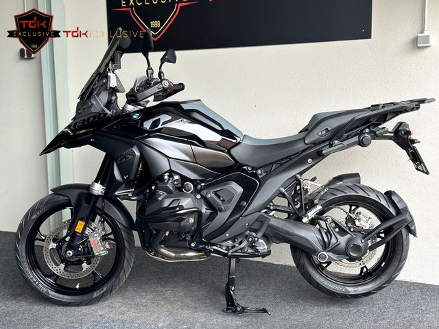 bmw - r-1300-gs-triple-black