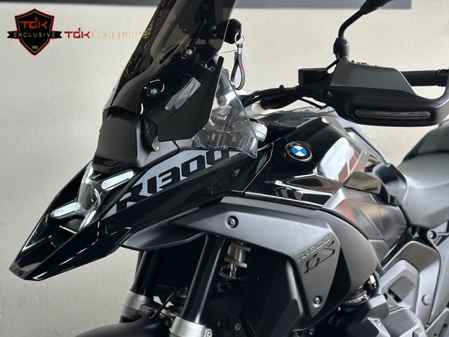 bmw - r-1300-gs-triple-black