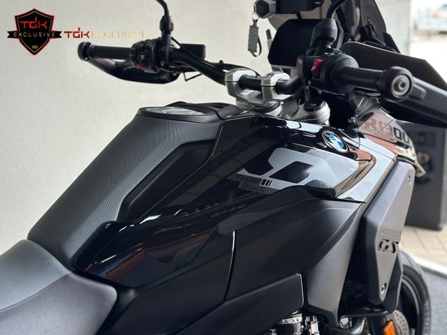 bmw - r-1300-gs-triple-black