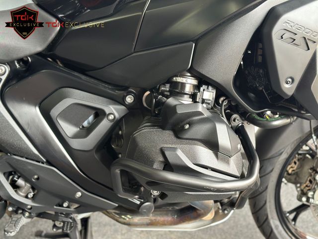 bmw - r-1300-gs-triple-black