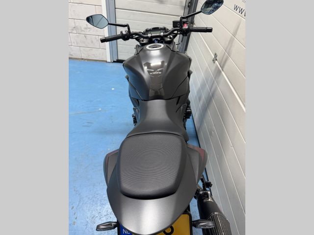 suzuki - gsx-s-750-za