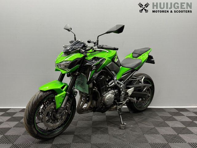 kawasaki - z900