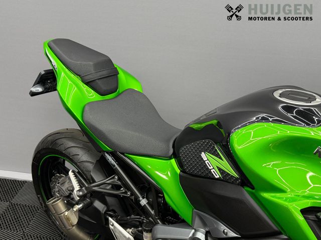 kawasaki - z900