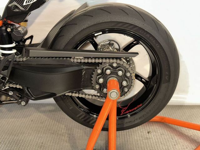 ktm - 1290-super-duke-r