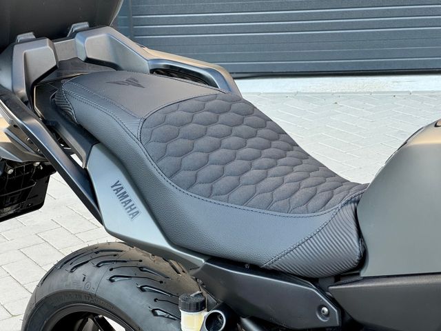 yamaha - tracer-7
