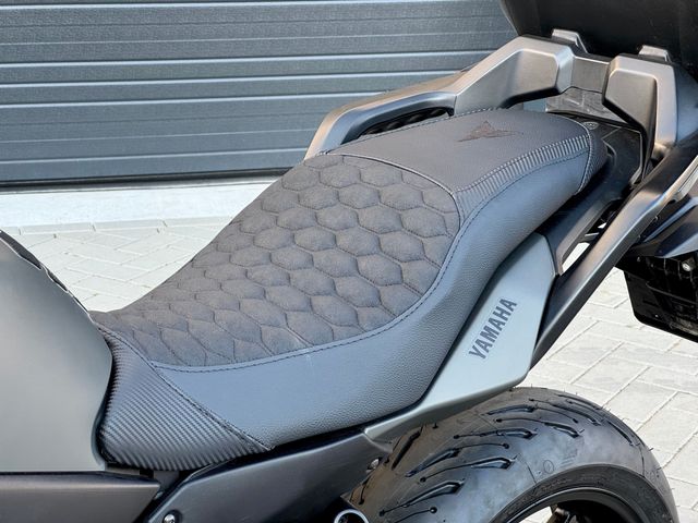 yamaha - tracer-7