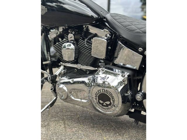 harley-davidson - springer-softail-fxsts
