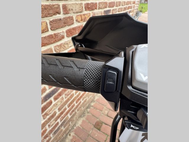 suzuki - v-strom-800-de