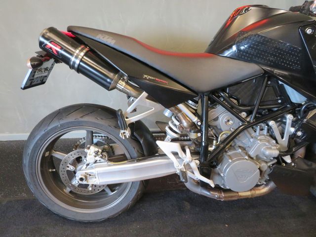 ktm - 990-super-duke
