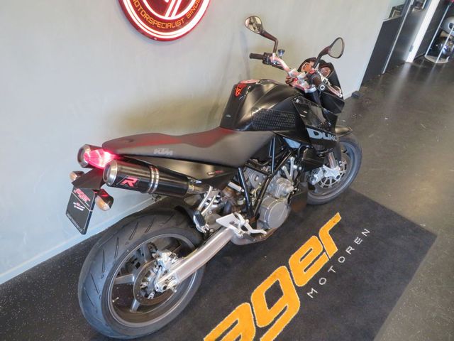 ktm - 990-super-duke