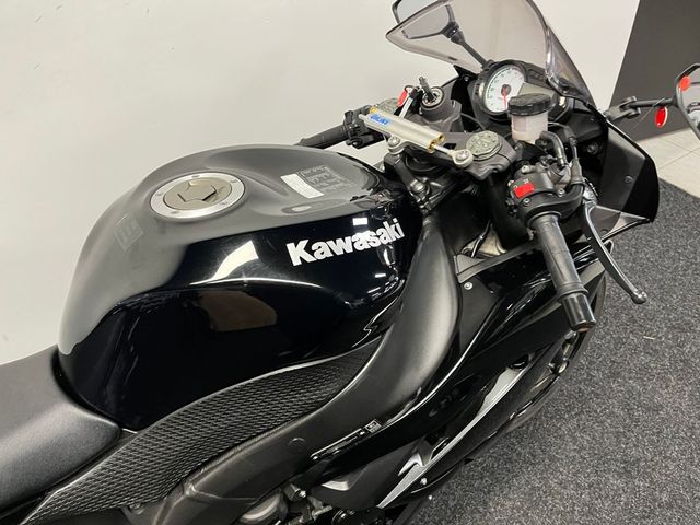 kawasaki - zx-6r-ninja