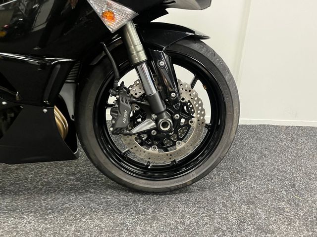 kawasaki - zx-6r-ninja