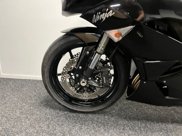 kawasaki - zx-6r-ninja