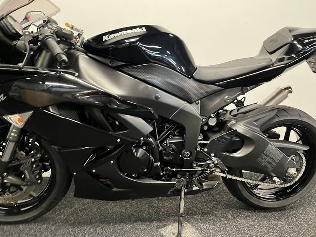 kawasaki - zx-6r-ninja