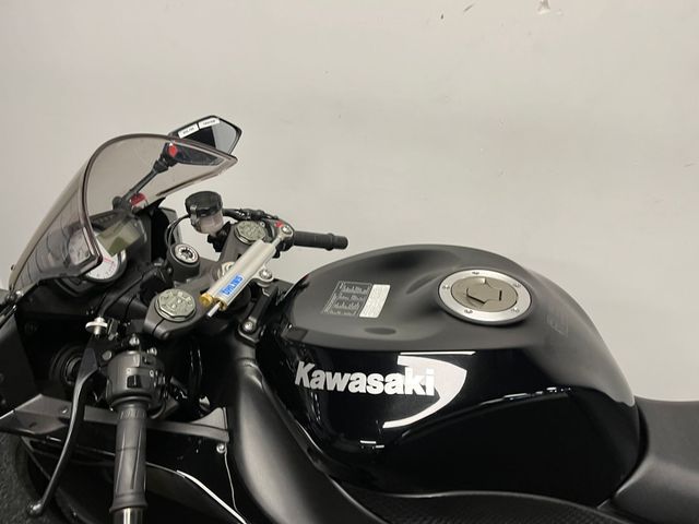 kawasaki - zx-6r-ninja