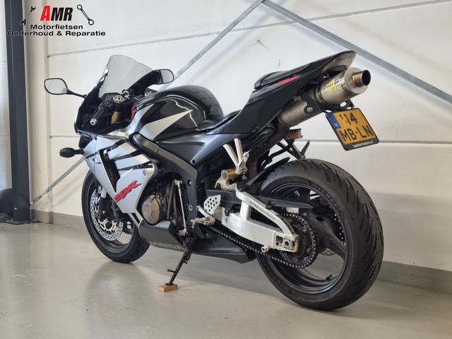 honda - cbr-600-rr