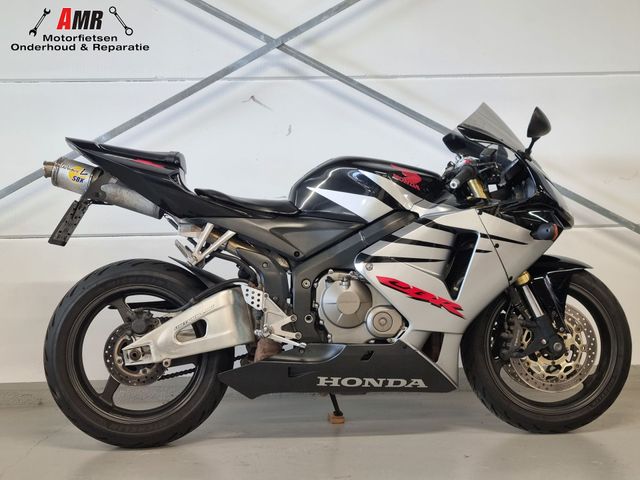 honda - cbr-600-rr