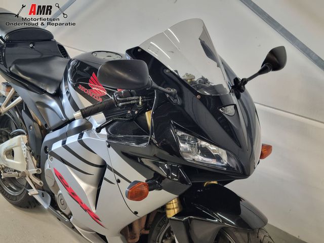 honda - cbr-600-rr
