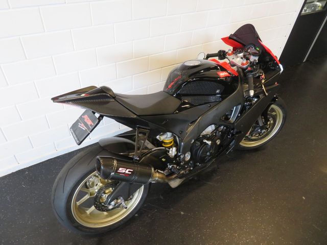 aprilia - rsv-4-1000-rr